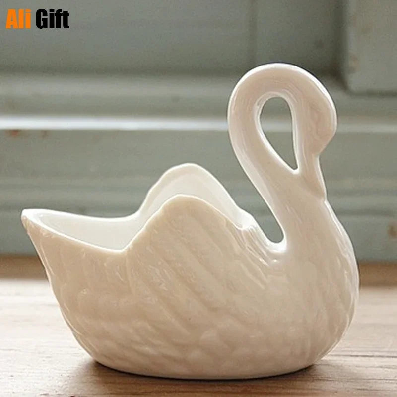 White Little Swan Candle Pottery