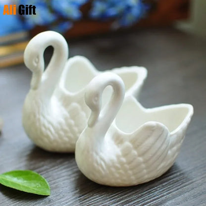 White Little Swan Candle Pottery